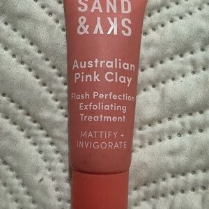 Sand & Sky Australian Pink Clay Exfoliating Treatment